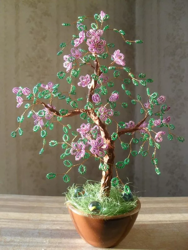Цветы и деревья из бисера-отличный подарок и украшение для дома.  8