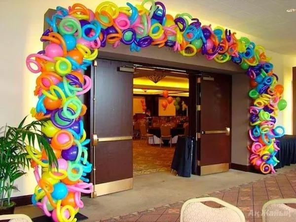 Свадьба украшение зала воздушными шарами. Сердце из воздушных шаров 7