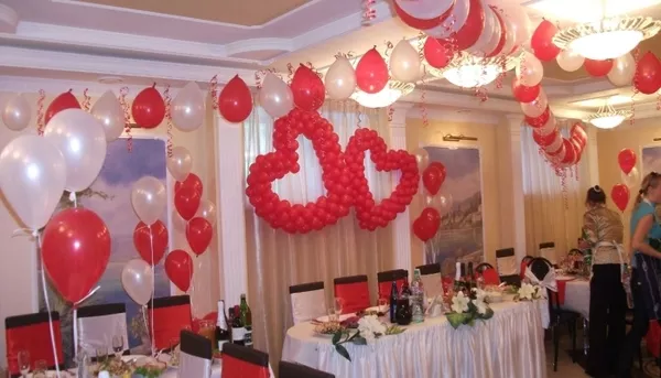 Свадьба украшение зала воздушными шарами. Сердце из воздушных шаров 16