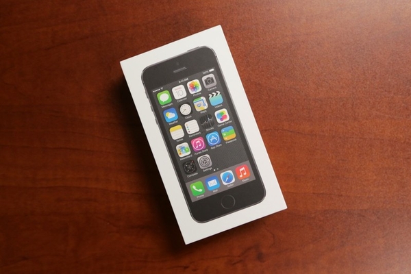 Яблоко iPhone 5S 16Gb Neverlock Серый  3
