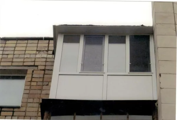 Крыша на балкон с отделкой потолка 2