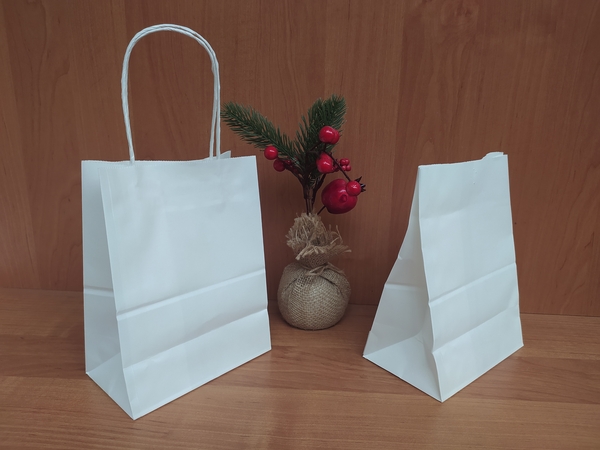 Новогодние бумажные пакеты 2