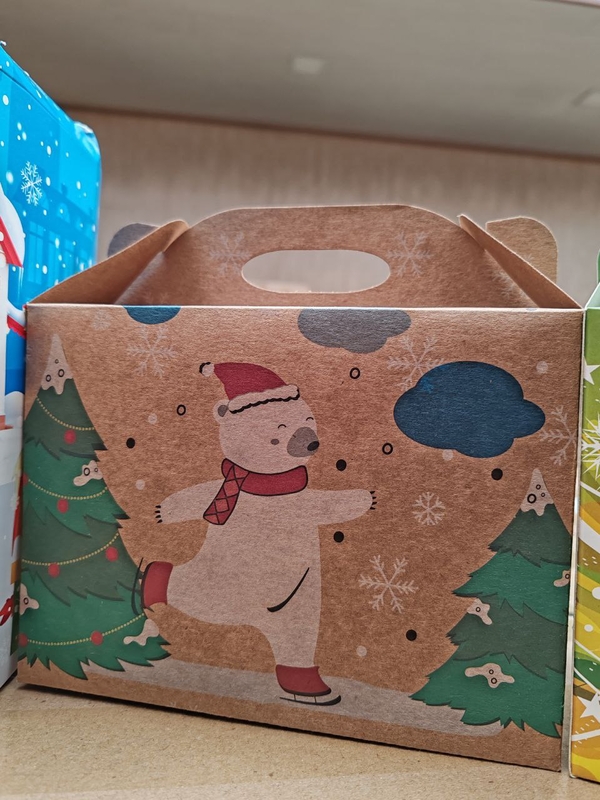 Новогодние коробки в ассортименте 2