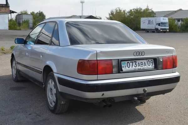 Продаю автомобиль Audi-100,  1993г.в., в отличном состоянии, салон дерево 4